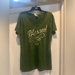 Blessed V-Neck T-Shirt – Heather Green – Metallic Print Unisex Threadfast
